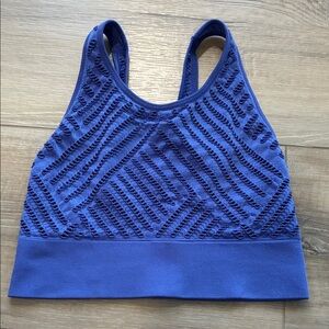 Victoria Secret Sport Women’s  Blue Textured Sports Bra Size S No Pads